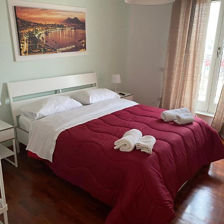 A I R Rettifilo Apartments نابولي المظهر الخارجي الصورة