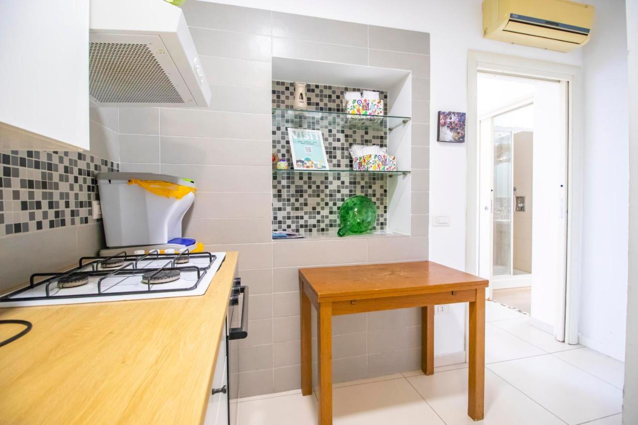 A I R Rettifilo Apartments نابولي المظهر الخارجي الصورة