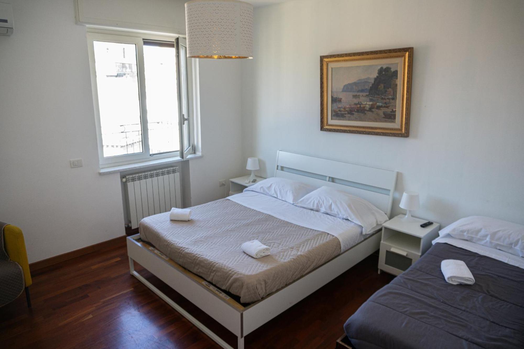 A I R Rettifilo Apartments نابولي المظهر الخارجي الصورة