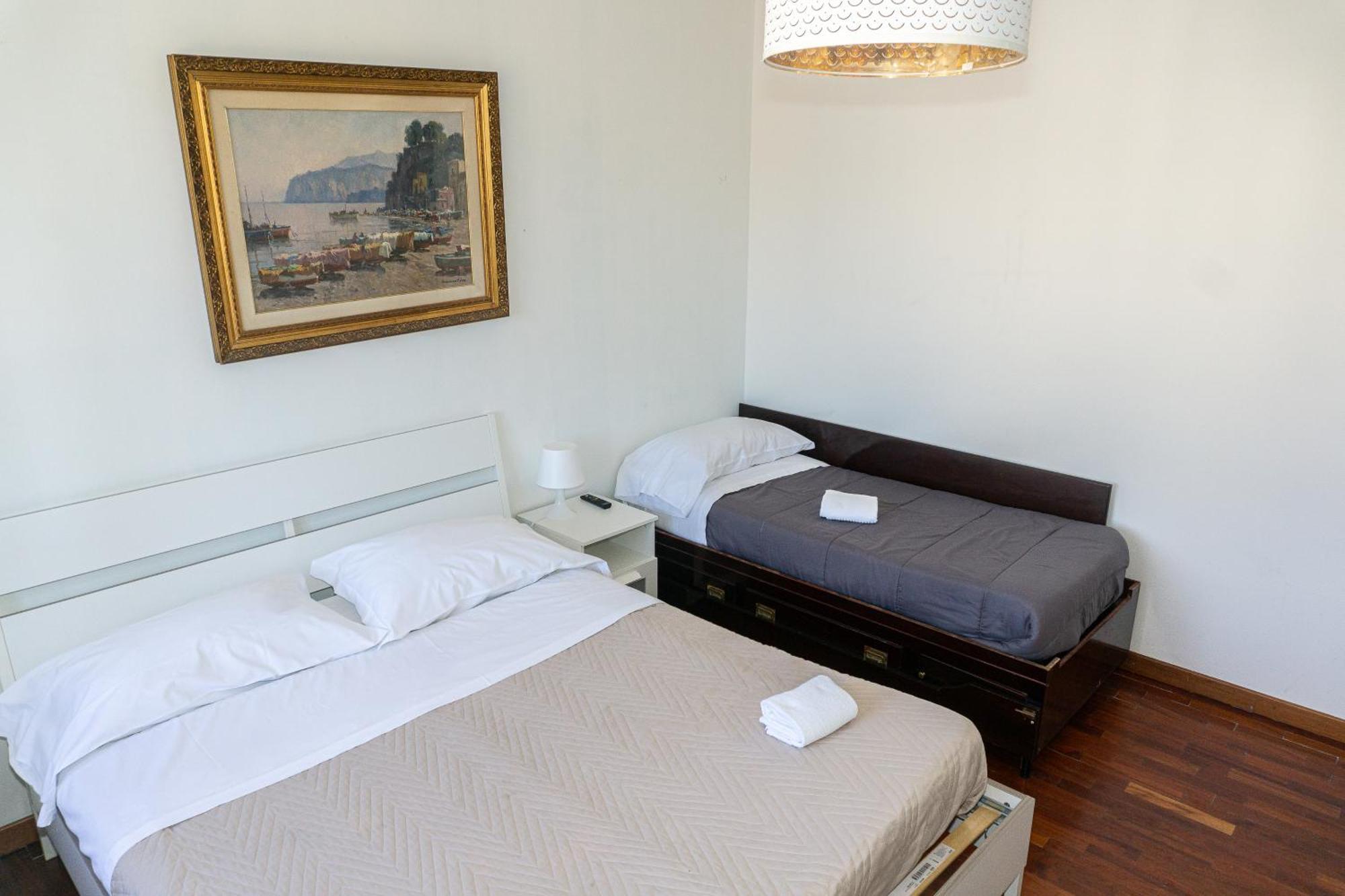 A I R Rettifilo Apartments نابولي المظهر الخارجي الصورة