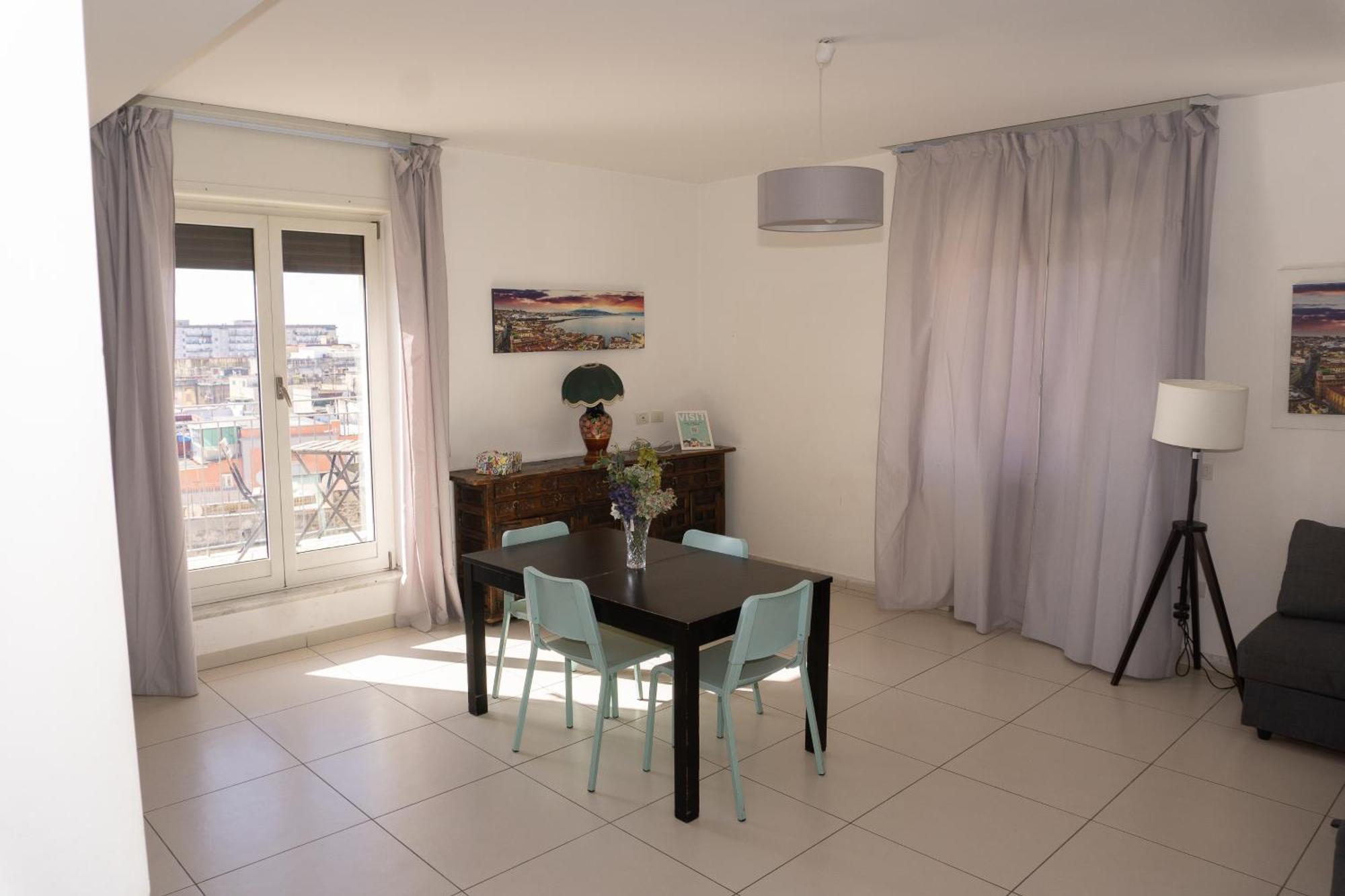 A I R Rettifilo Apartments نابولي المظهر الخارجي الصورة