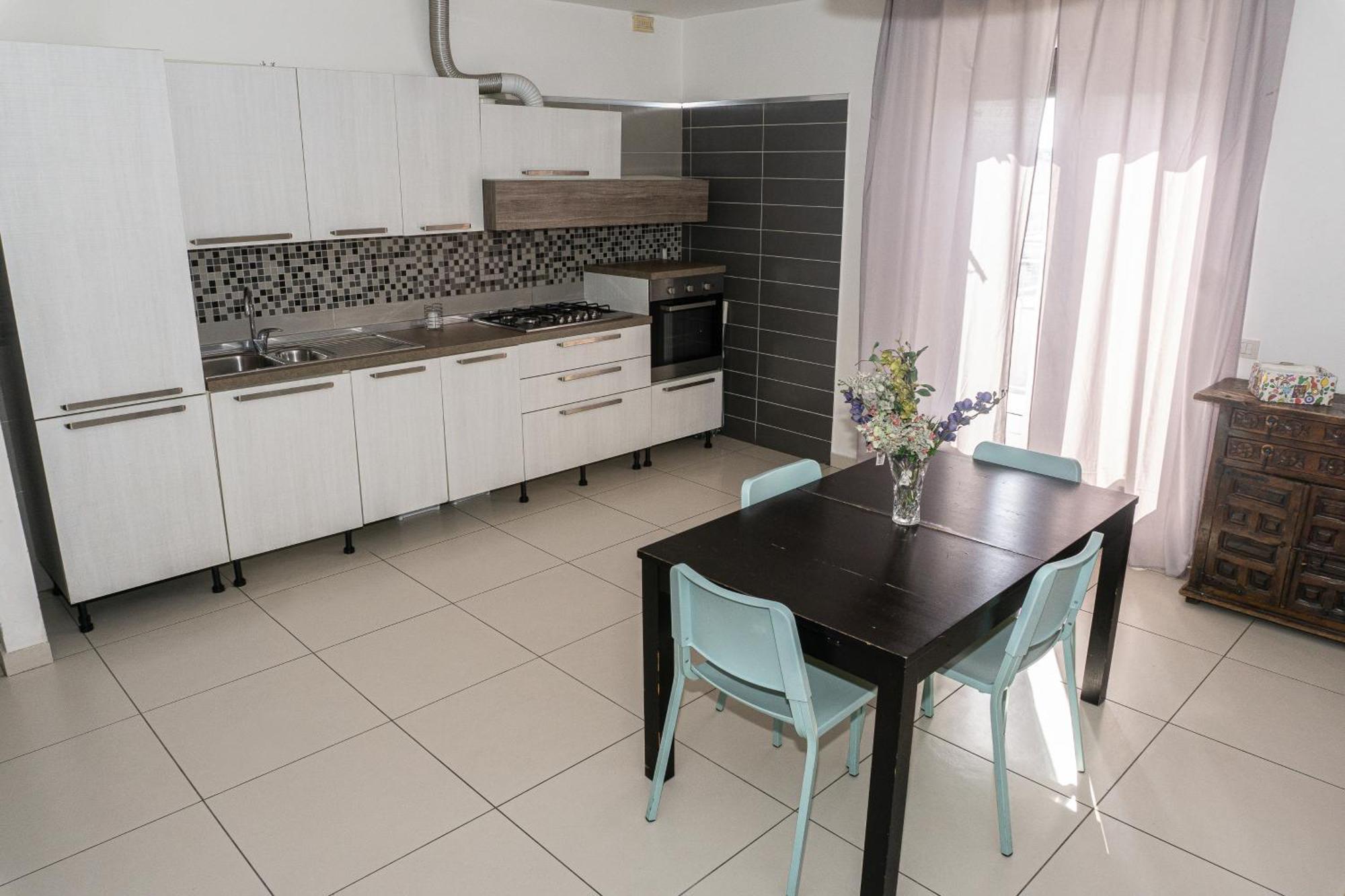 A I R Rettifilo Apartments نابولي المظهر الخارجي الصورة