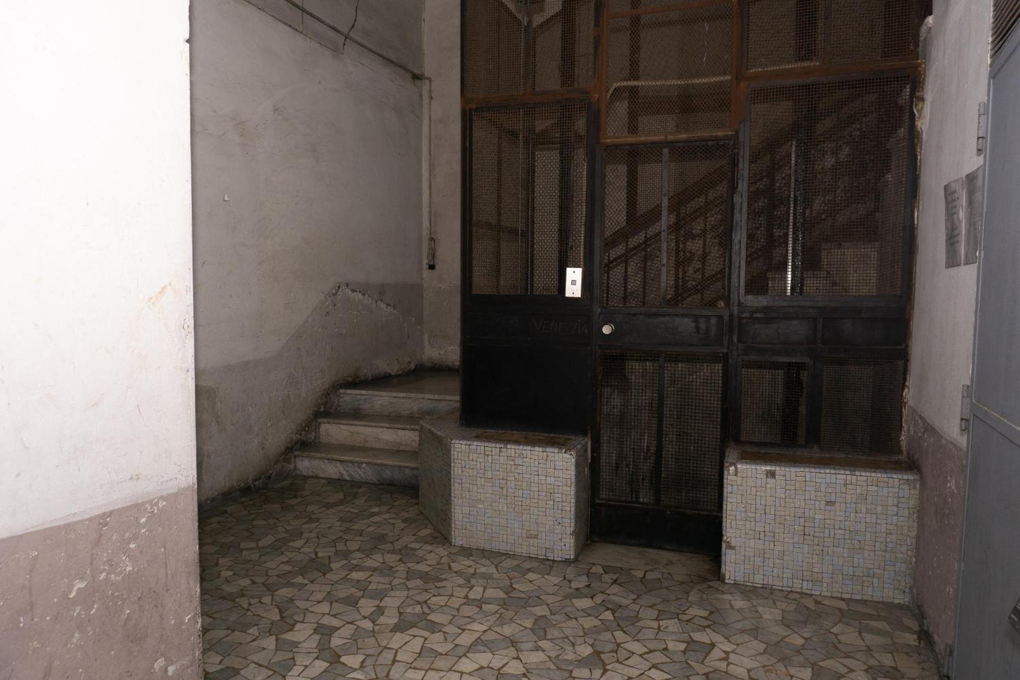 A I R Rettifilo Apartments نابولي المظهر الخارجي الصورة